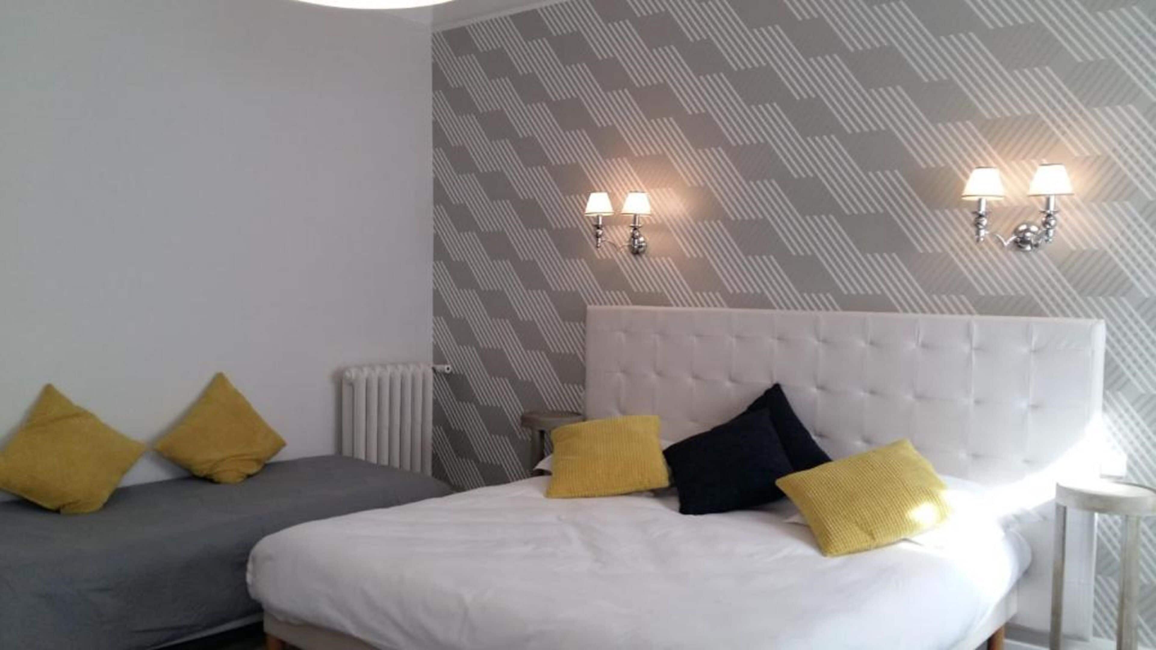 superior double room | in-room safe, individually decorated, individually furnished, desk