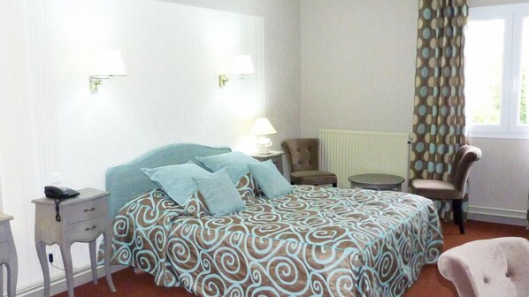 In-room safe, rollaway beds, free WiFi, wheelchair access - Le Gué du Holme (Saint-Quentin-sur-le-Homme)