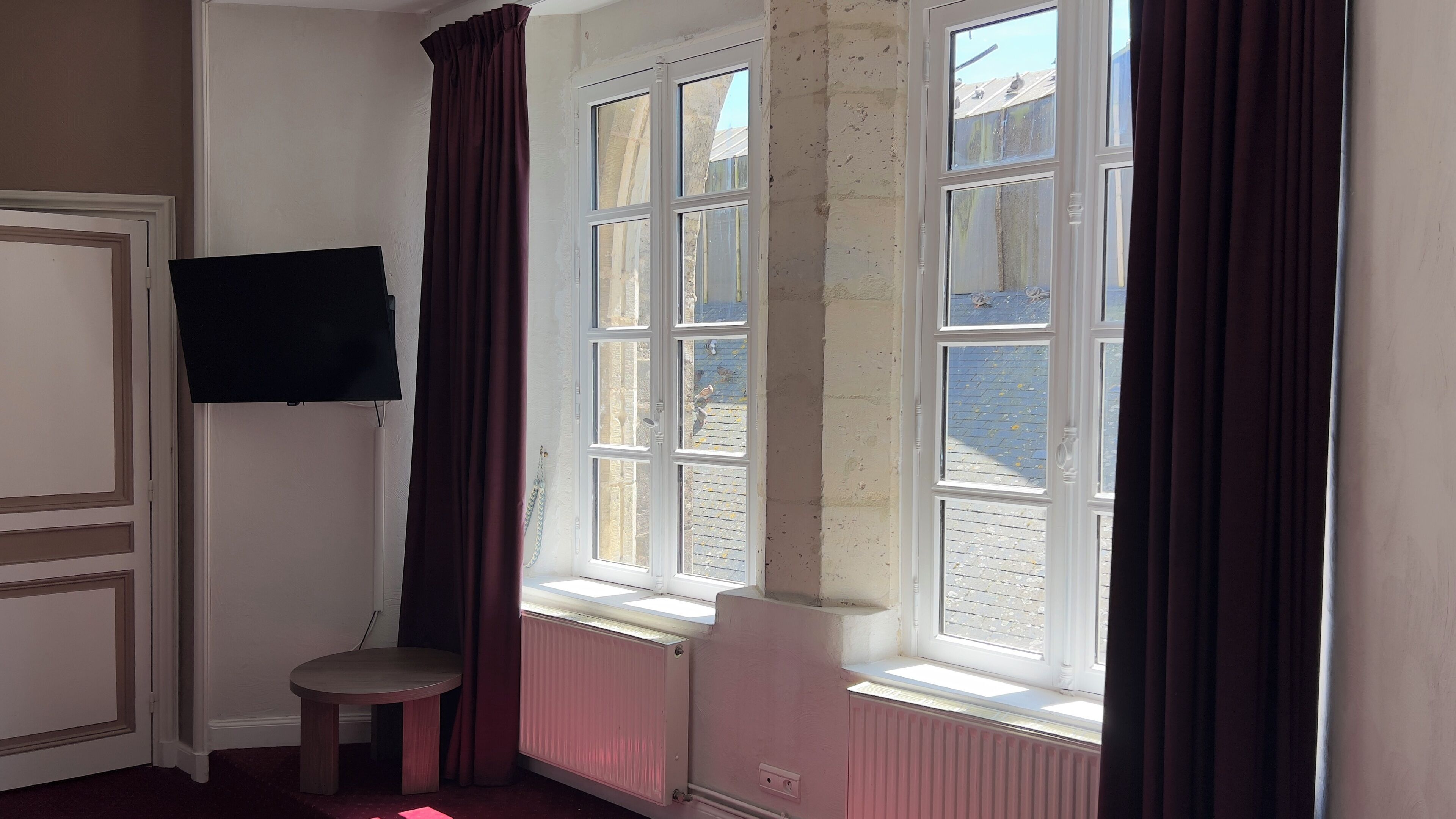 executive double room | frette italian sheets, premium bedding, down duvets, pillow-top beds