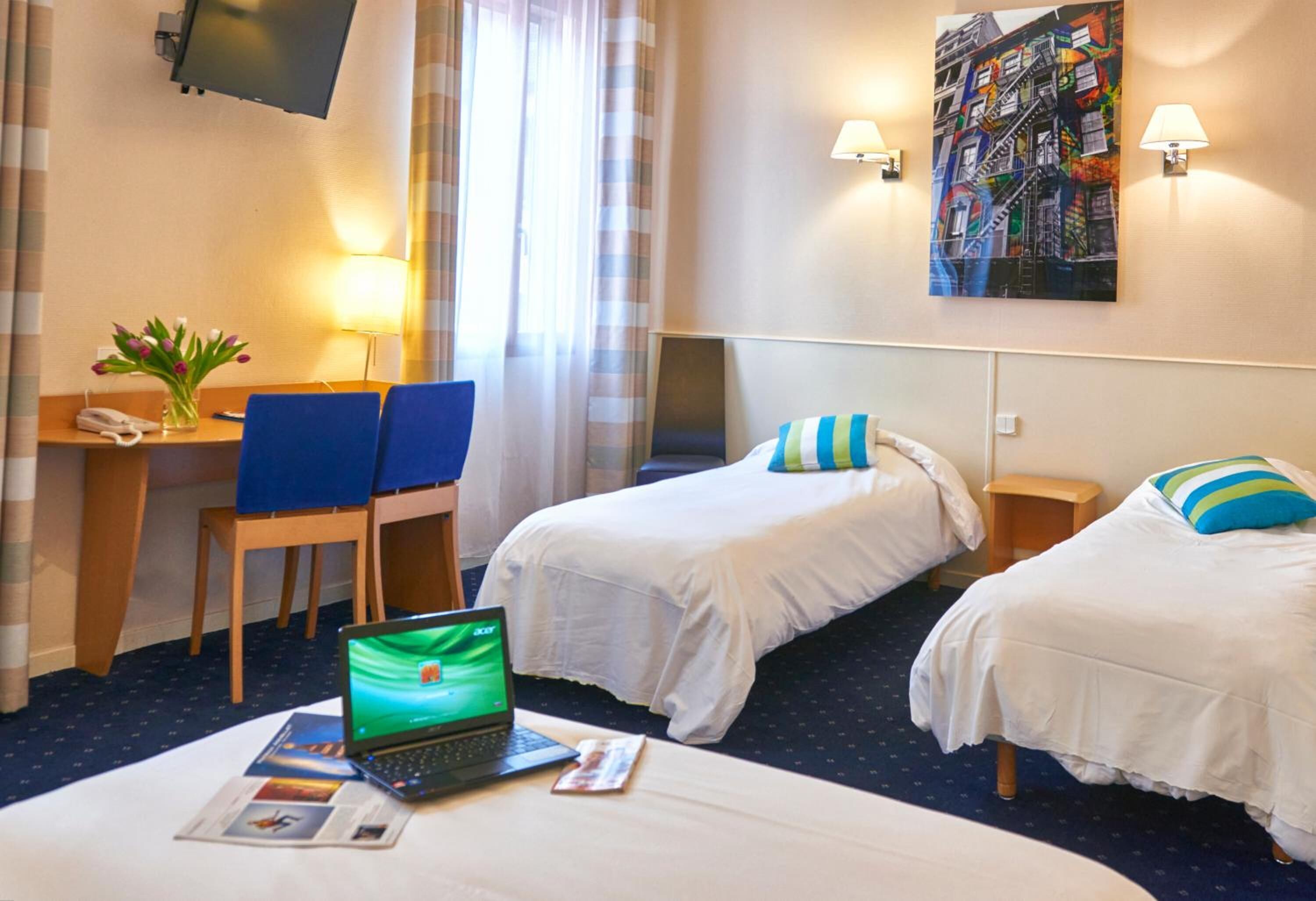 desk, soundproofing, iron/ironing board, free wifi