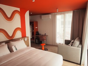 Superior Room, 1 Queen Bed with Sofa bed, Terrace | Desk, free WiFi, bed sheets - Kyriad - Royan Plage (Royan)