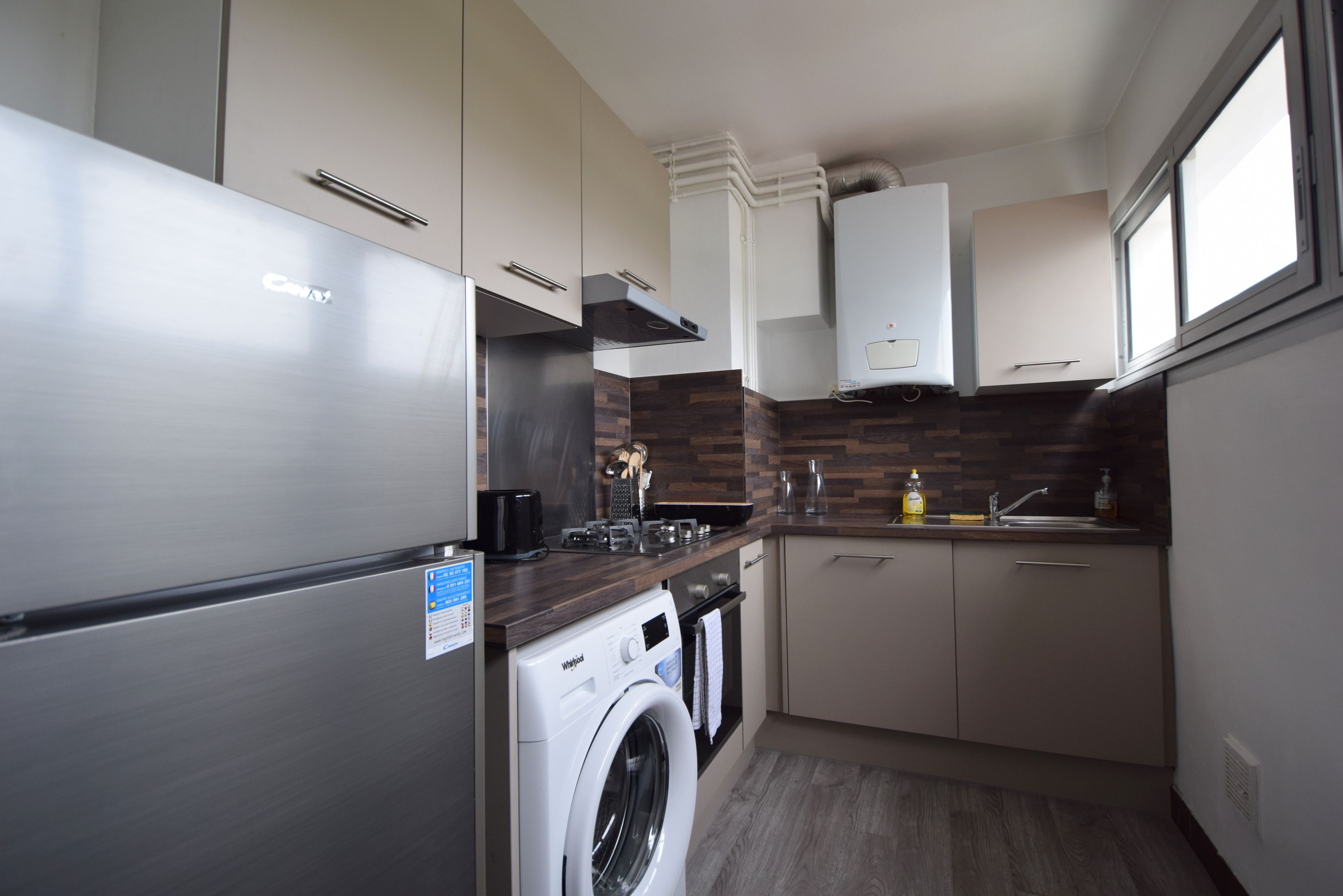 Appartement Confort, 2 chambres, en bord de plage | Bureau, Wi-Fi gratuit, draps fournis