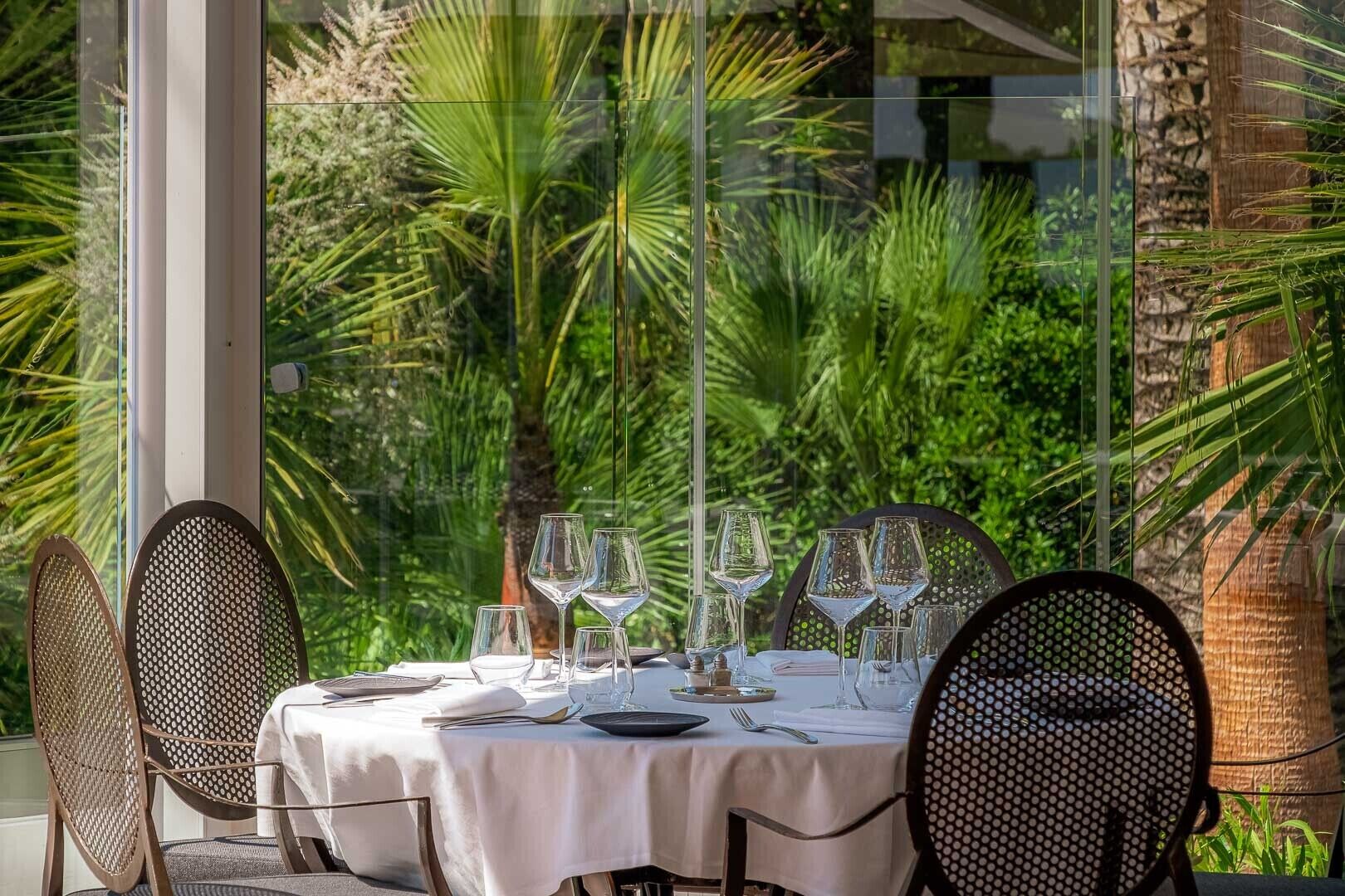 2 restaurants, local cuisine