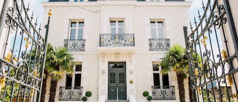 Façade de lâhĂ©bergement