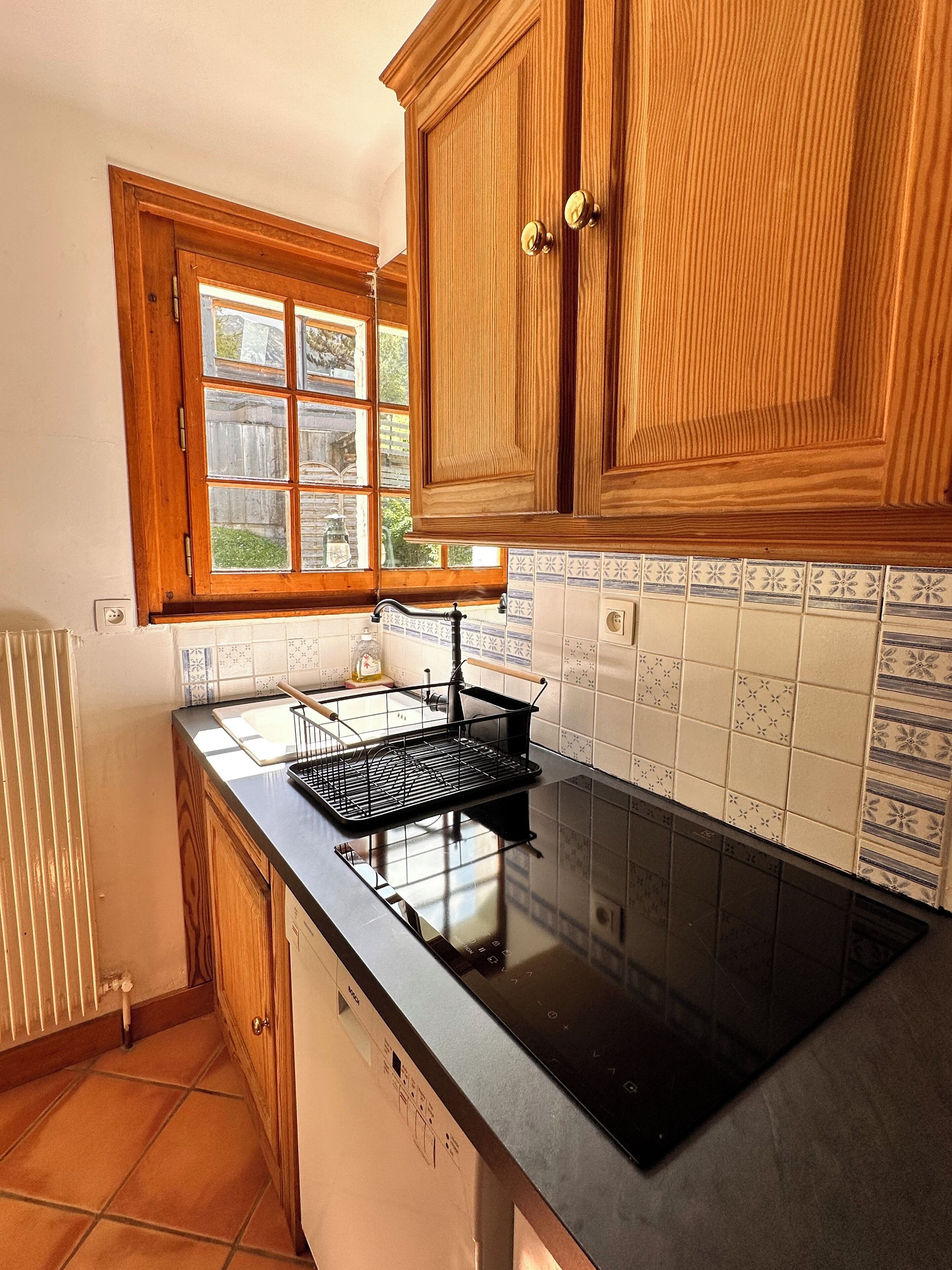 chalet, 3 bedrooms | private kitchen | coffee/tea maker