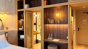 Chambre Prestige - Rénovée | Literie de qualité supérieure, minibar, coffres-forts dans les chambres
