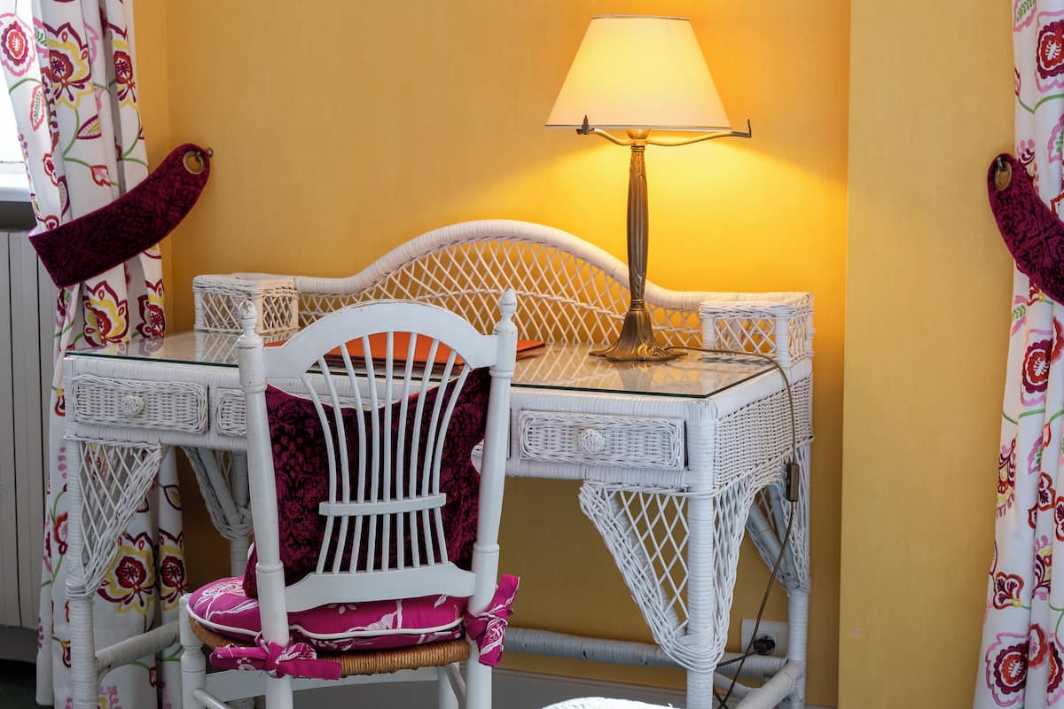 Traditional Double Room | Bộ đồ giường cao cấp, minibar, két bảo mật tại phòng, bàn 