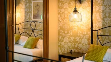Classic Room | 1 bedroom, minibar, in-room safe, soundproofing