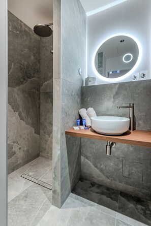 Comfort Room | Bathroom - Hôtel Anne de Bretagne (Saint-Malo)