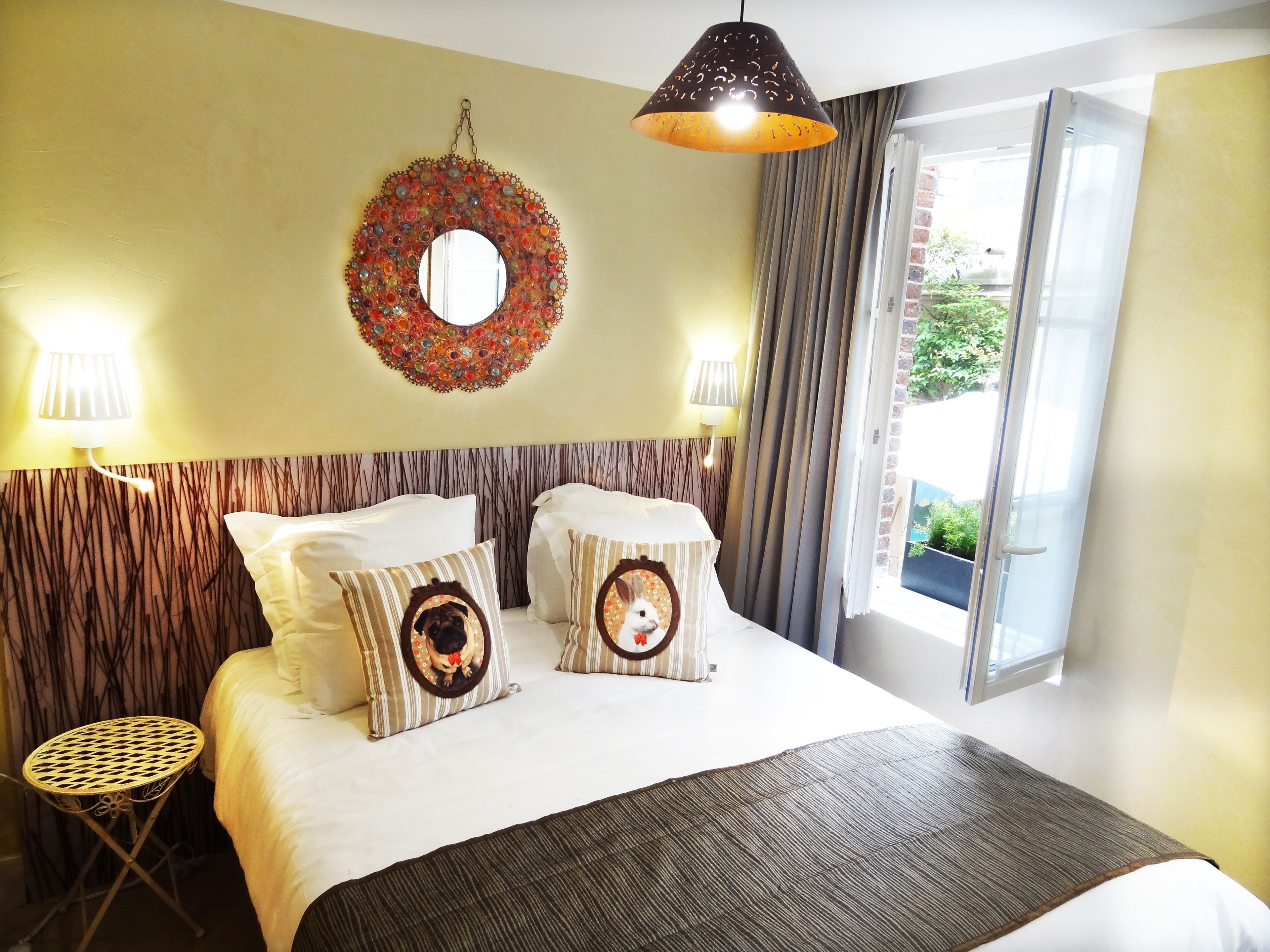 Premium bedding, in-room safe, individually decorated, desk
