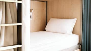 Coffres-forts dans les chambres, rideaux occultants