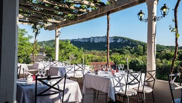 Lunch, dinner served; French cuisine, al fresco dining