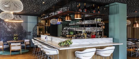 Bar (in der Unterkunft)