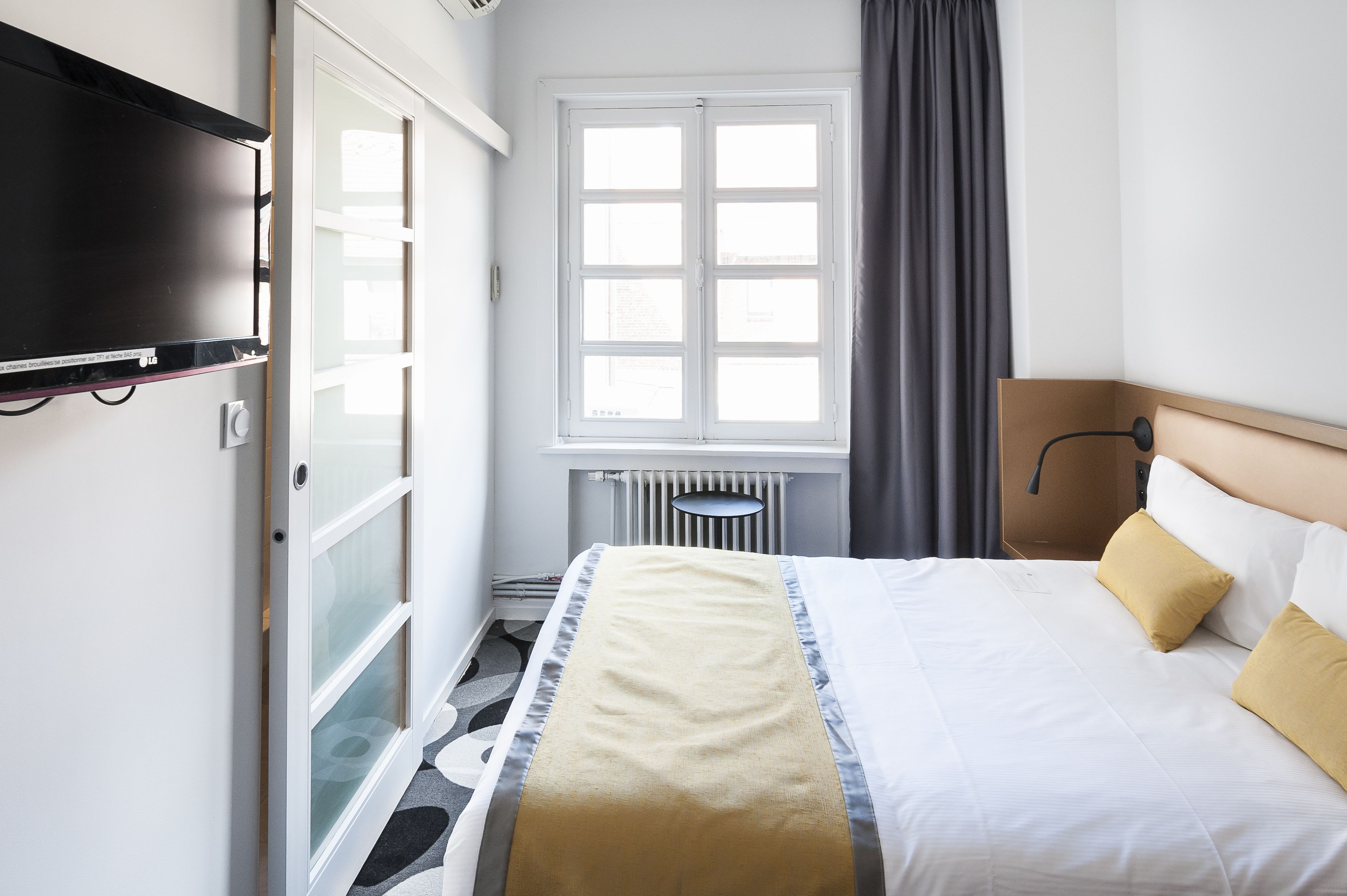 1 bedroom, egyptian cotton sheets, pillow-top beds, in-room safe