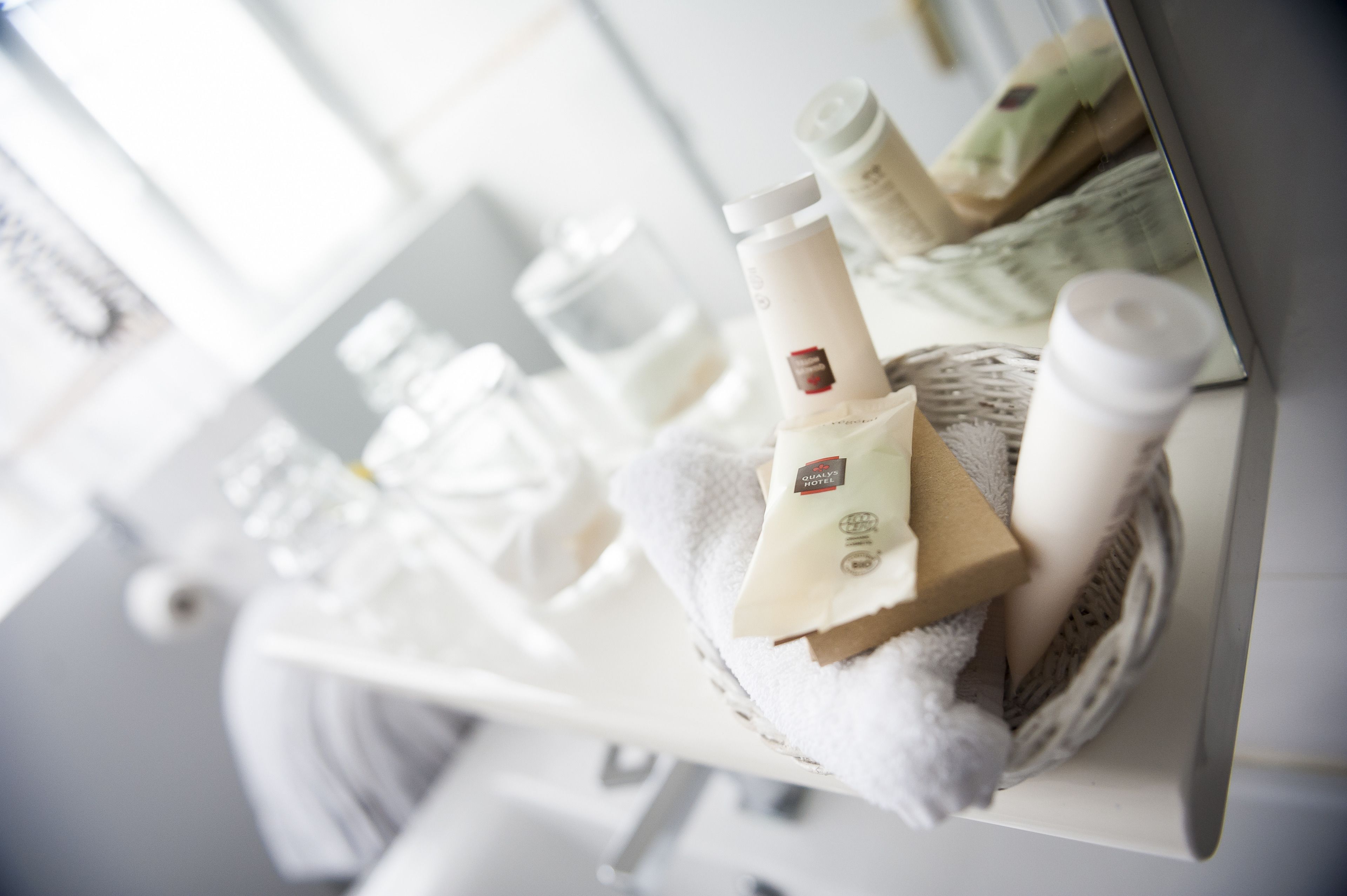 1 bedroom, egyptian cotton sheets, pillow-top beds, in-room safe