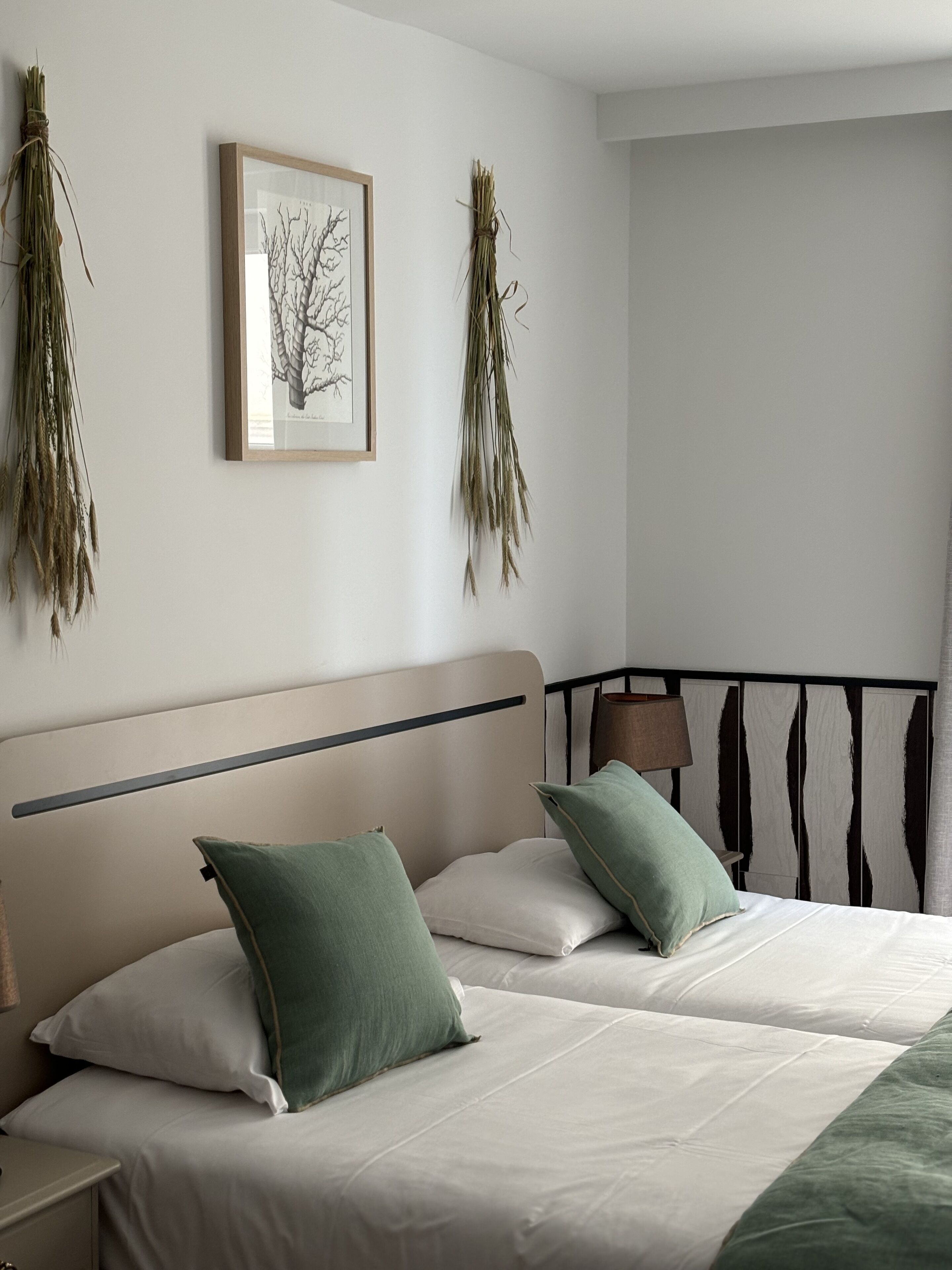 standard twin room | 1 bedroom, blackout curtains, iron/ironing board, free cots/infant beds