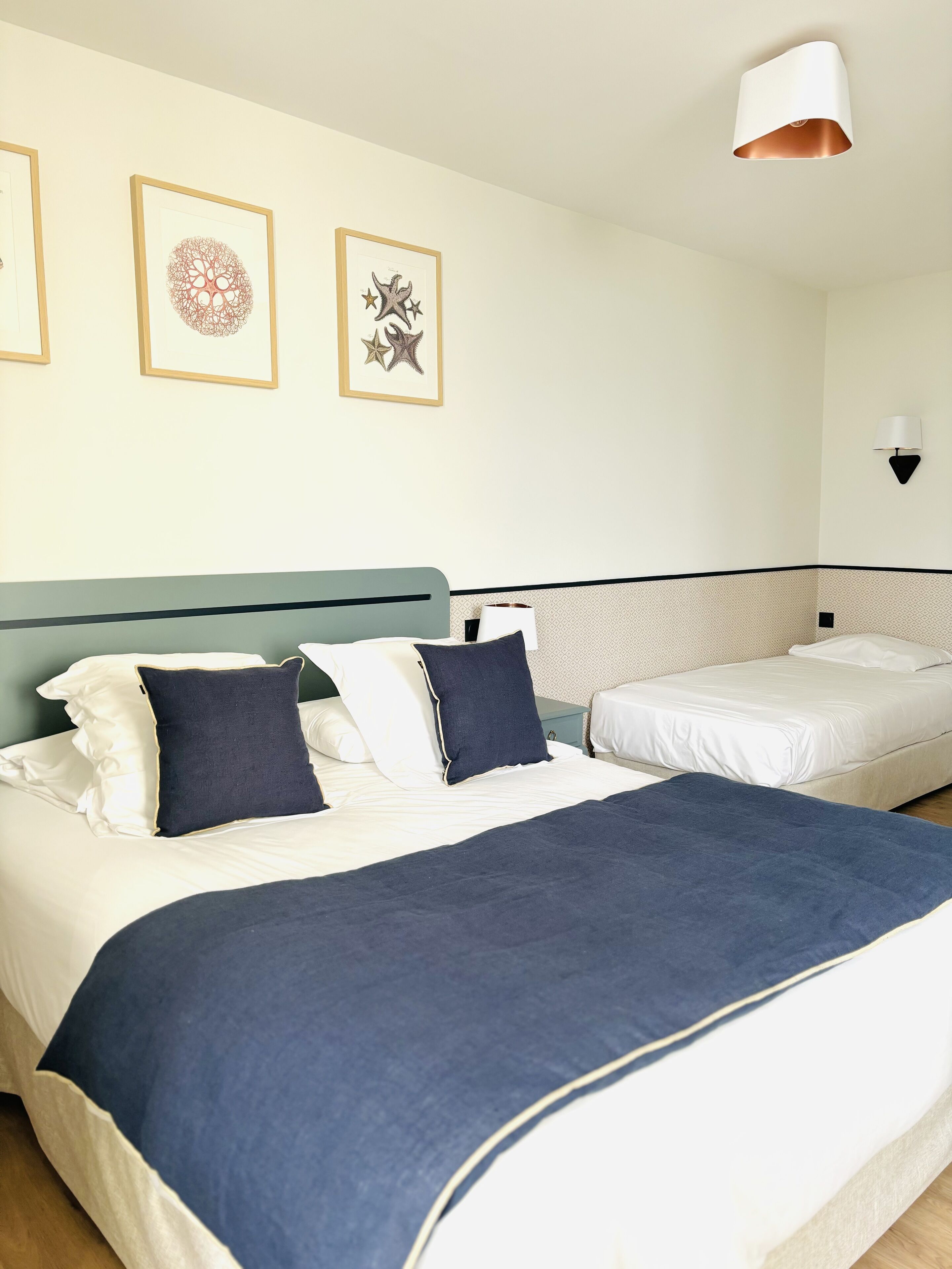 standard triple room | 1 bedroom, blackout curtains, iron/ironing board, free cots/infant beds