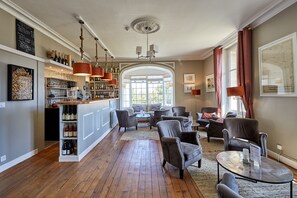 Dining - Les Villas d'Arromanches (Tracy-sur-Mer)