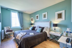 Premium bedding, minibar, in-room safe, desk