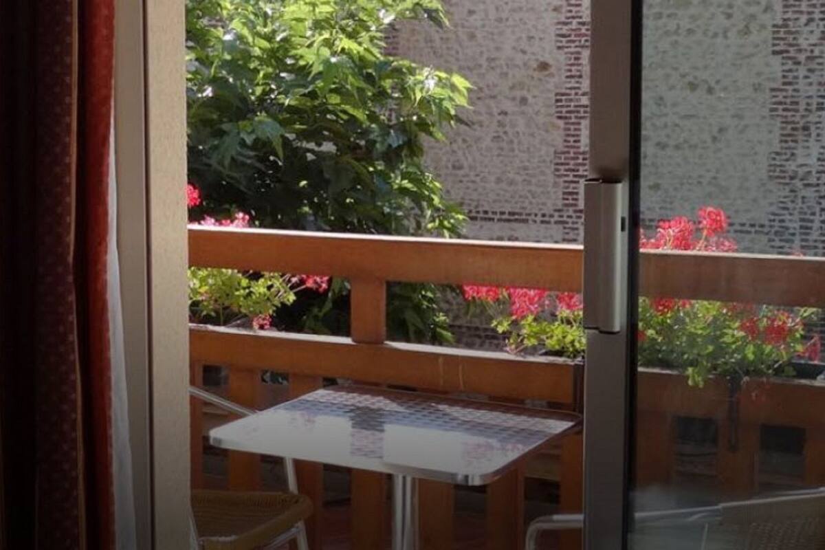 deluxe room | premium bedding, in-room safe, blackout curtains, iron/ironing board