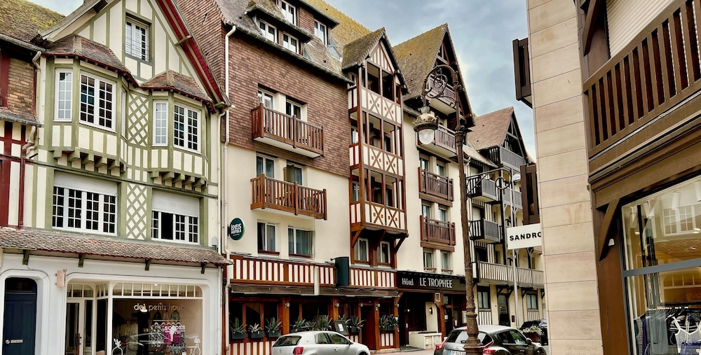 Le Trophée Boutique Hôtel Spa - La Loggia Appart'hôtel - Deauville