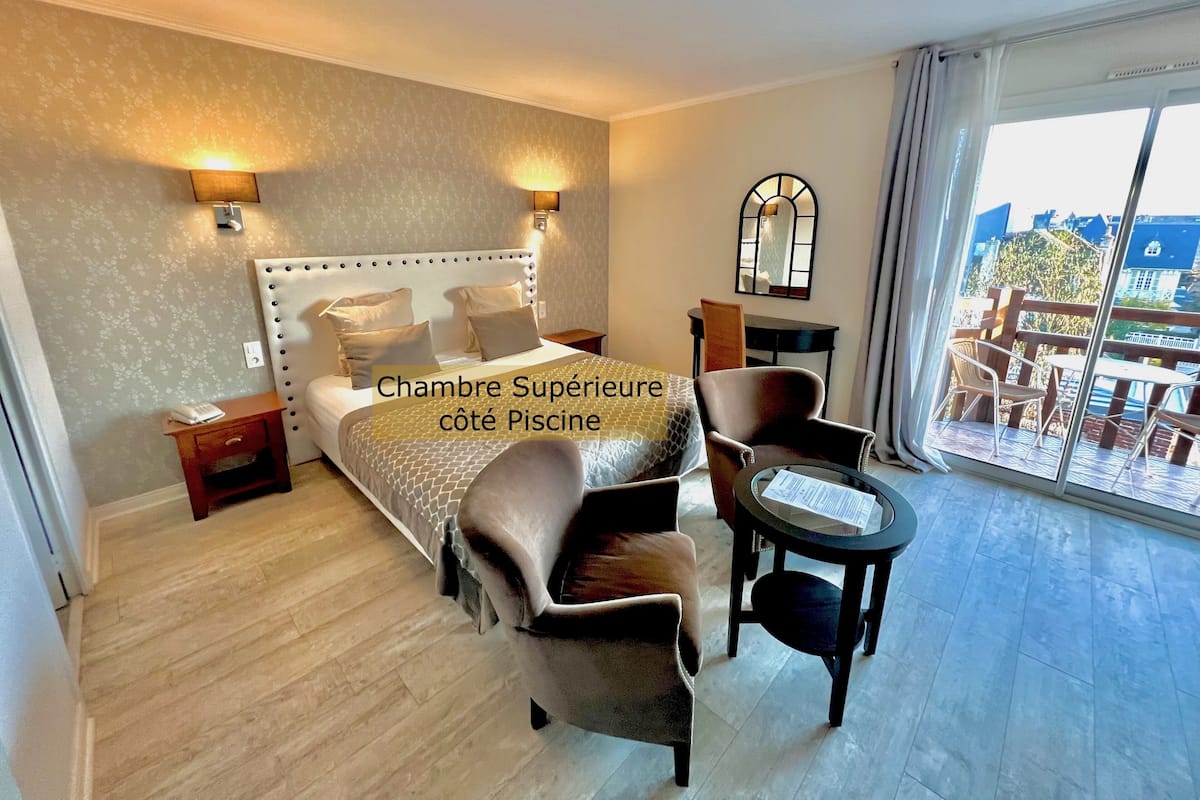 Superior Room | Premium bedding, in-room safe, blackout curtains, iron/ironing board