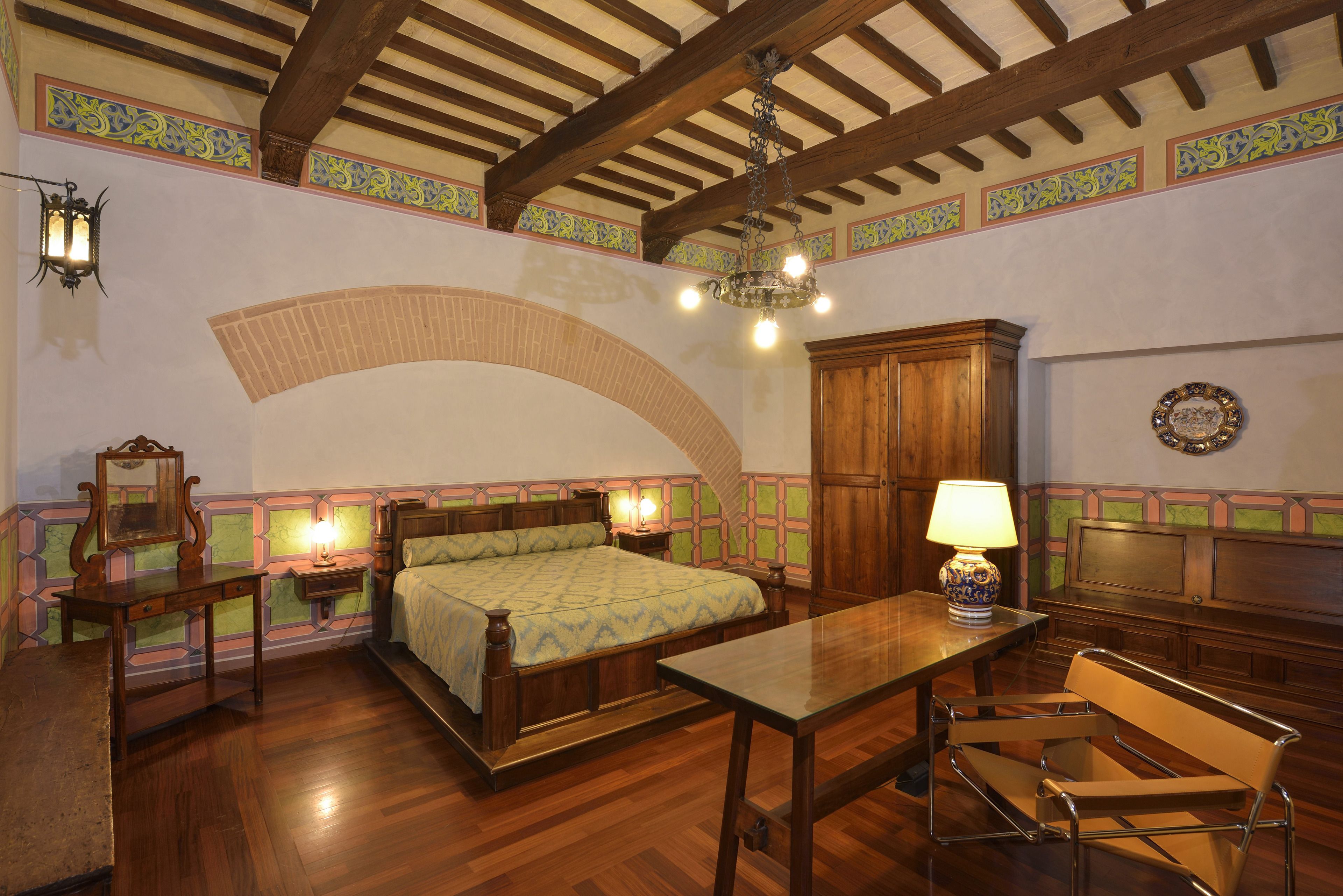 frette italian sheets, premium bedding, down duvets, in-room safe