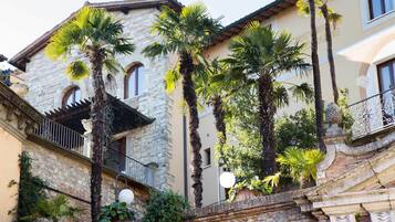 Junior Suite (Venturini) | Terrace/patio