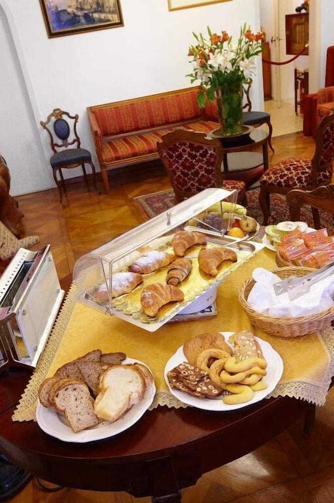 Ca' Angeli Luxury Guest House by null