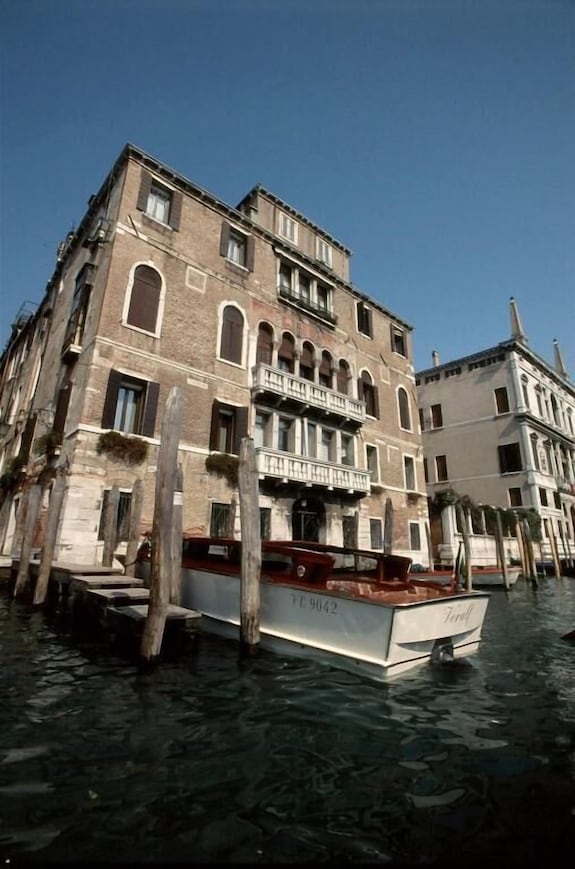 Caangeli Hotel Venice Ca Angeli Bed Breakfast Venice Italy caangeli-hotel-venice-ca-angeli-bed-breakfast-venice-italy