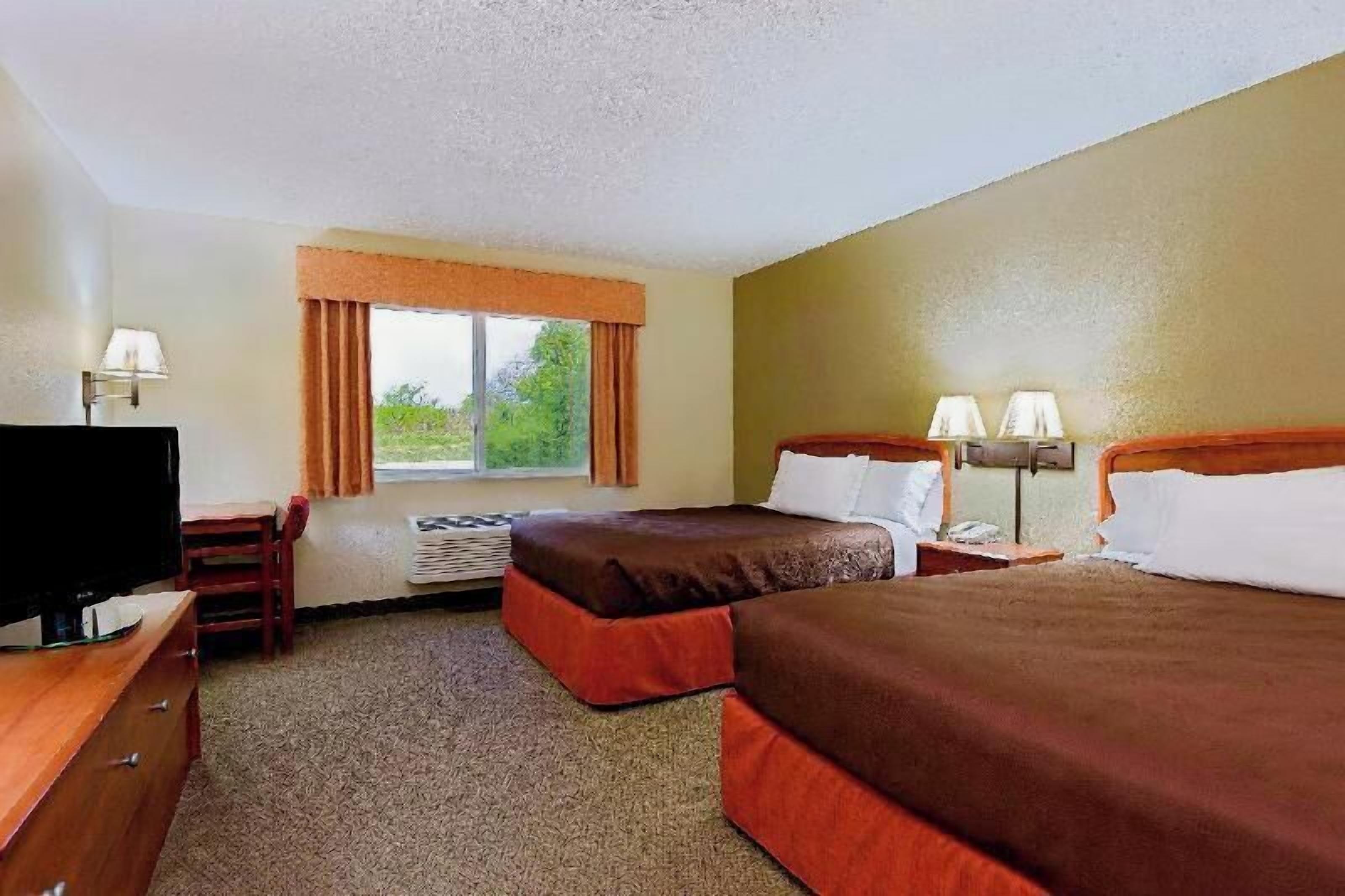 Iron/ironing board, free cribs/infant beds, rollaway beds, free WiFi