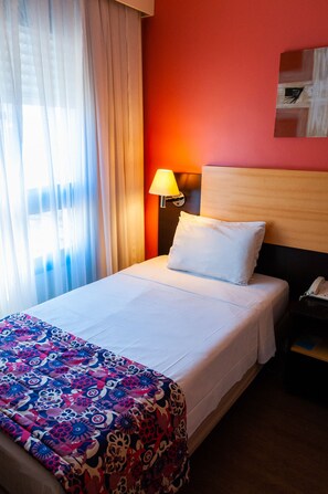 Luxury Twin Room, 2 Twin Beds, Non Smoking | View from room