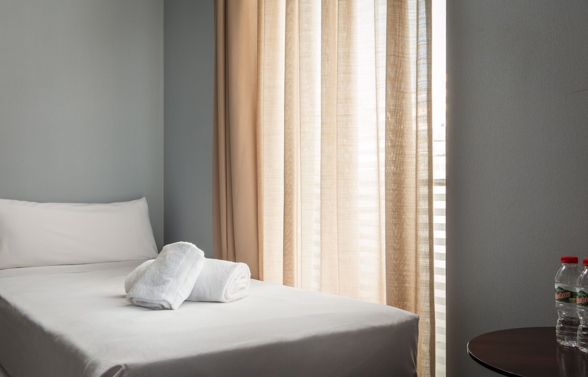 family room | memory-foam beds, minibar, in-room safe, desk