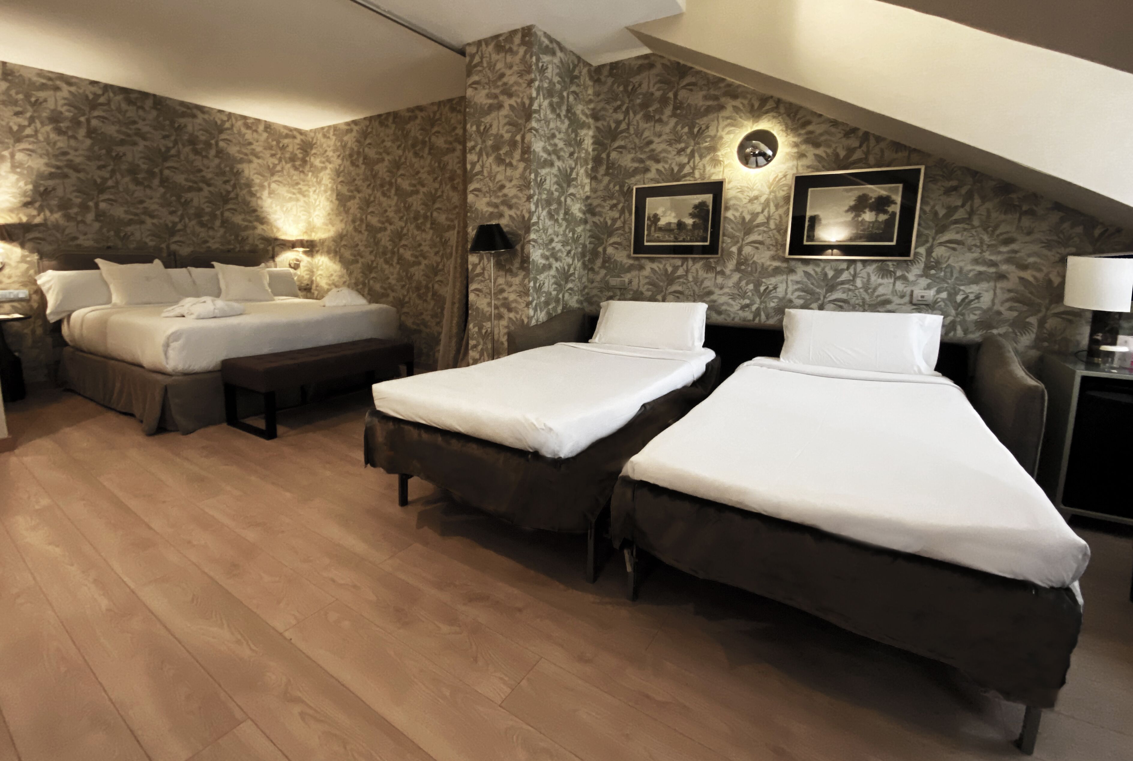 quadruple room | premium bedding, minibar, in-room safe, desk