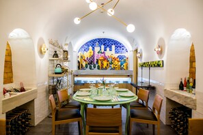 Breakfast served - Hotel Meninas (Madrid)