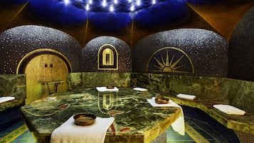 Couples treatment rooms, sauna, hot tub, steam room, Turkish bath