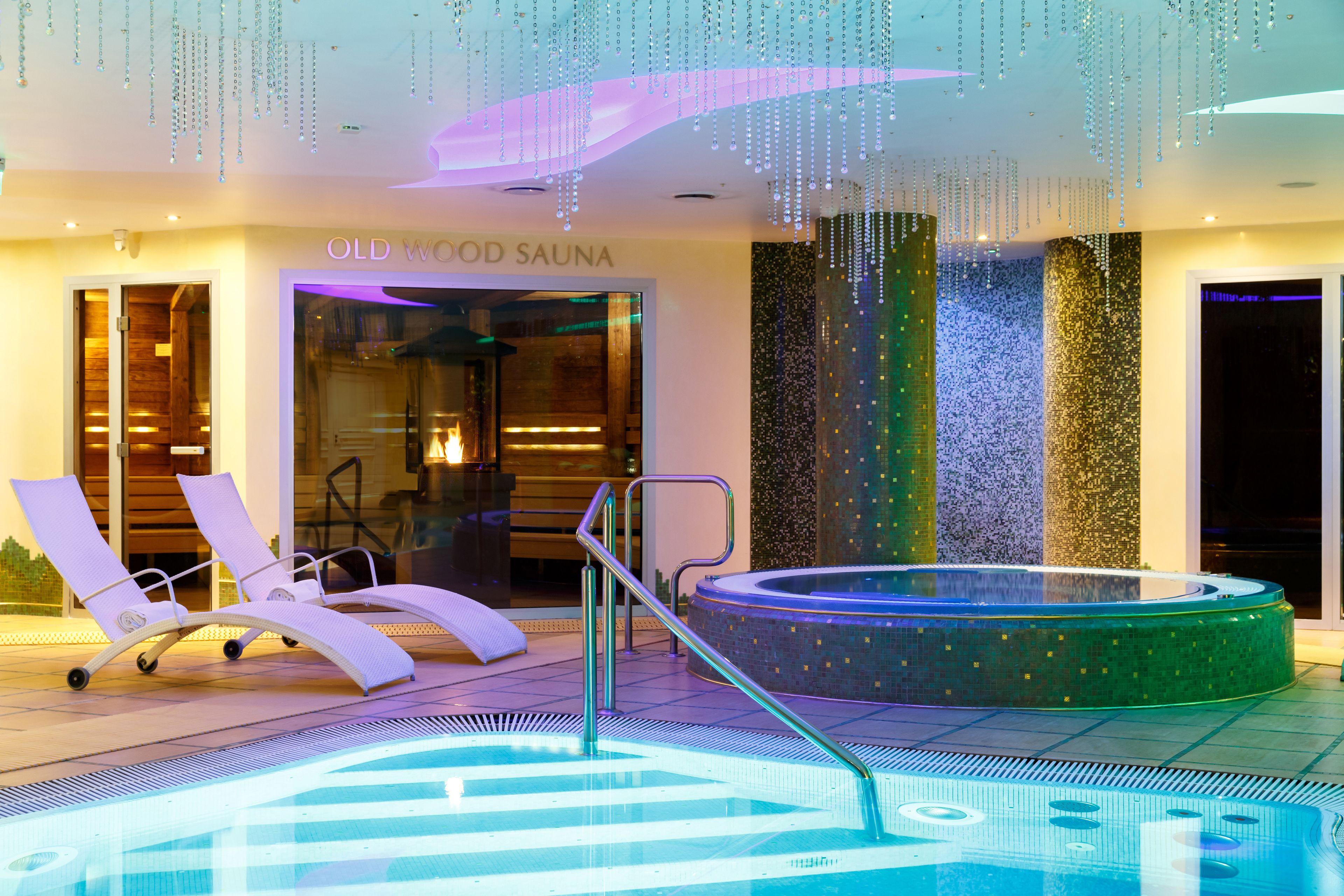 couples treatment room(s), sauna, hot tub, steam room