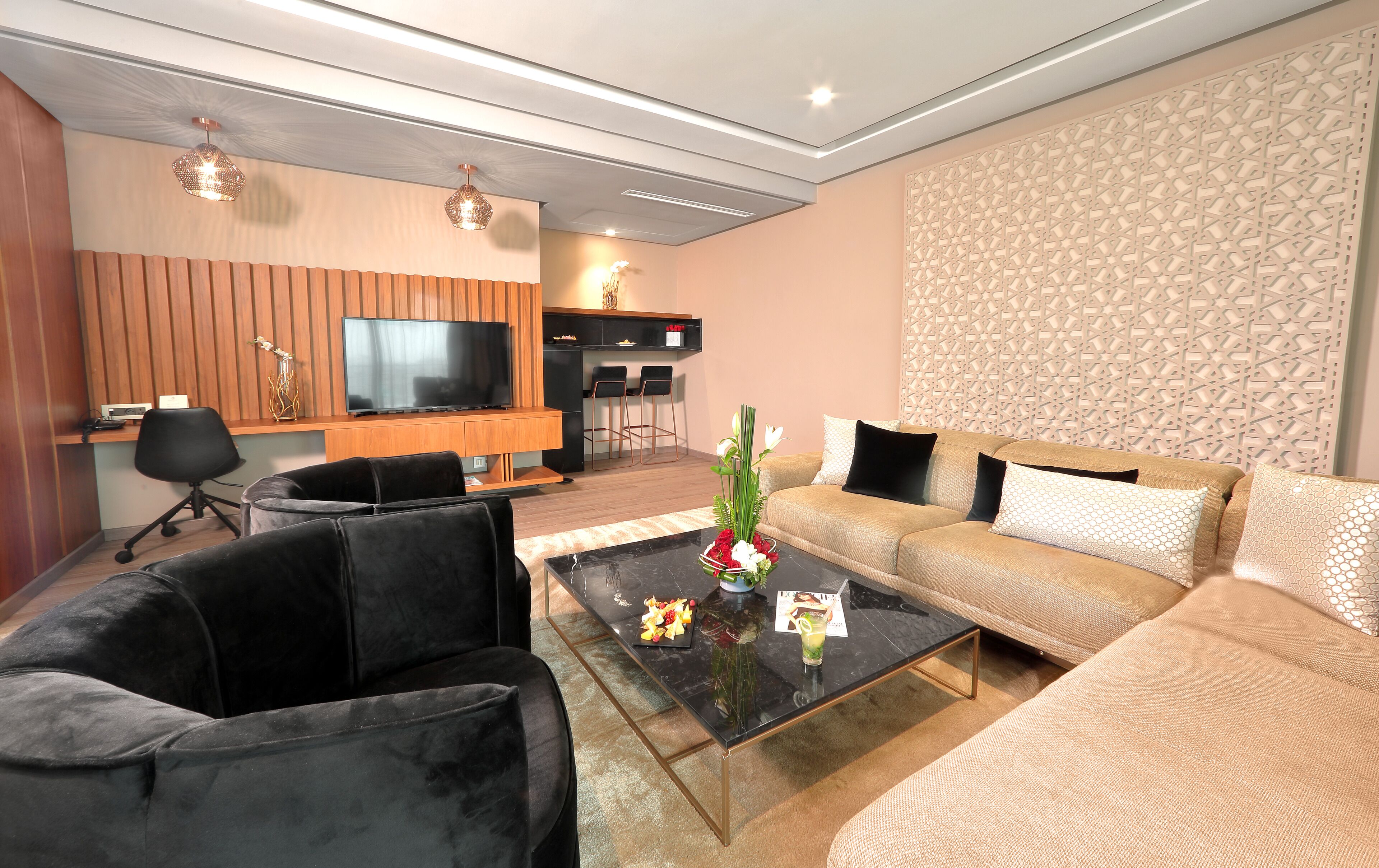 32-inch lcd tv with satellite channels, tv