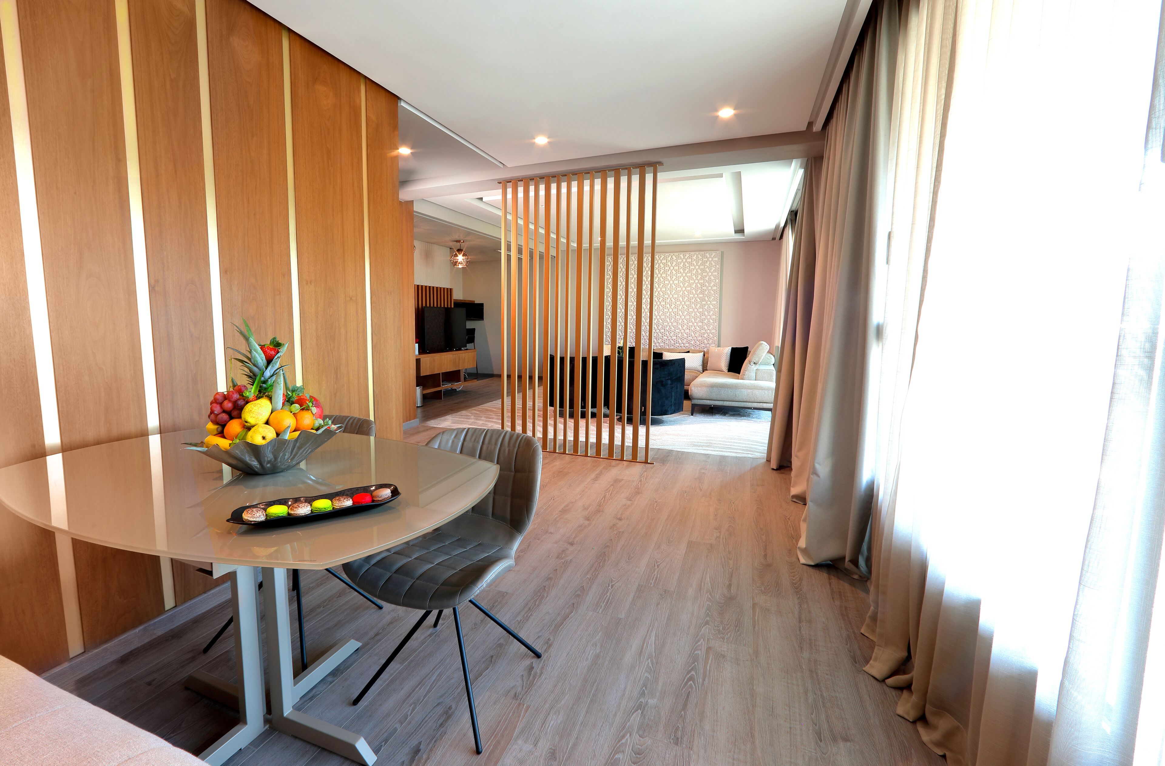 32-inch lcd tv with satellite channels, tv