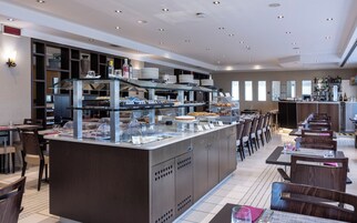 Daily buffet breakfast (EUR 9.50 per person)