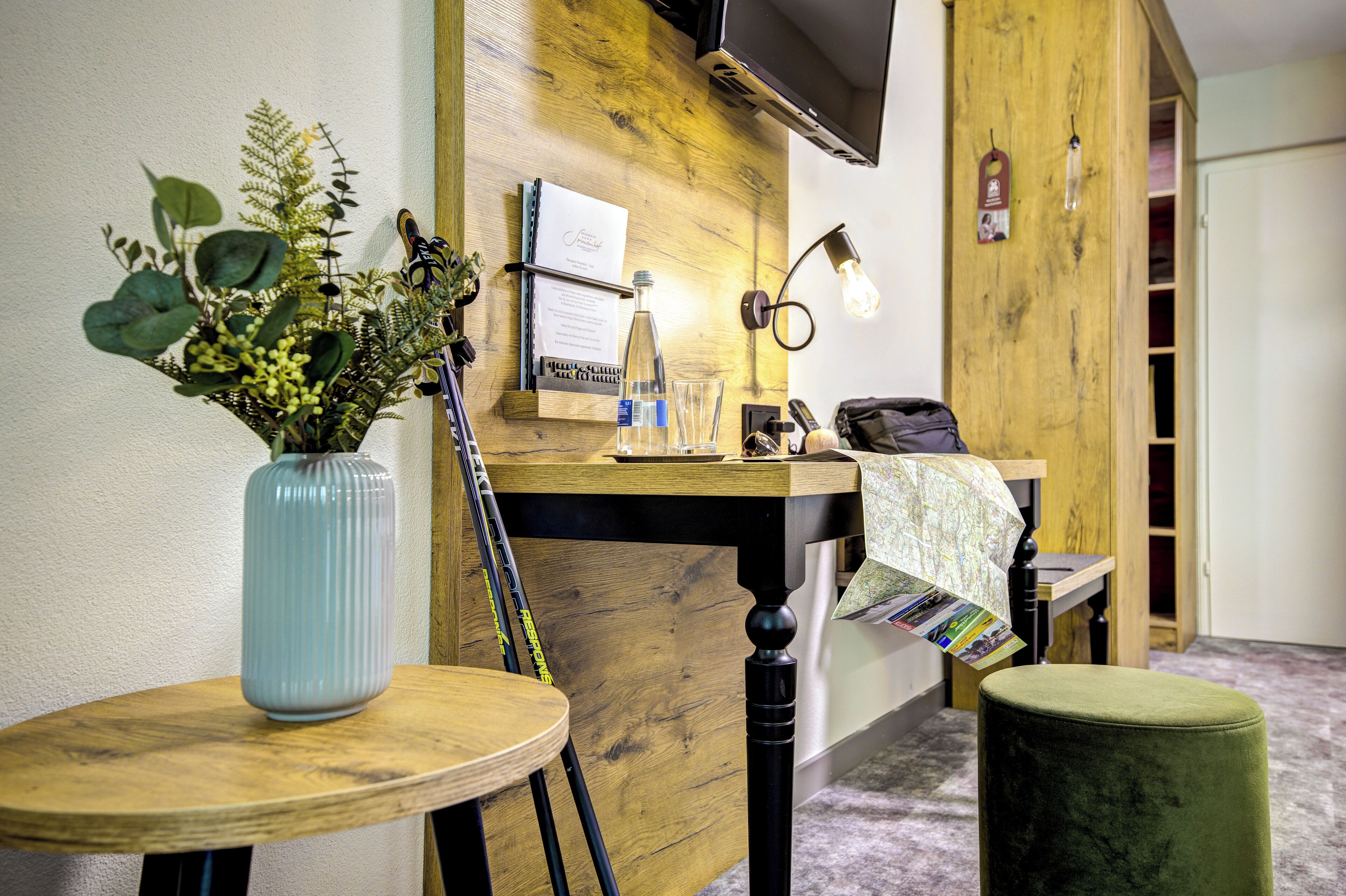 classic double room, 1 bedroom | 1 bedroom, in-room safe, desk, laptop workspace