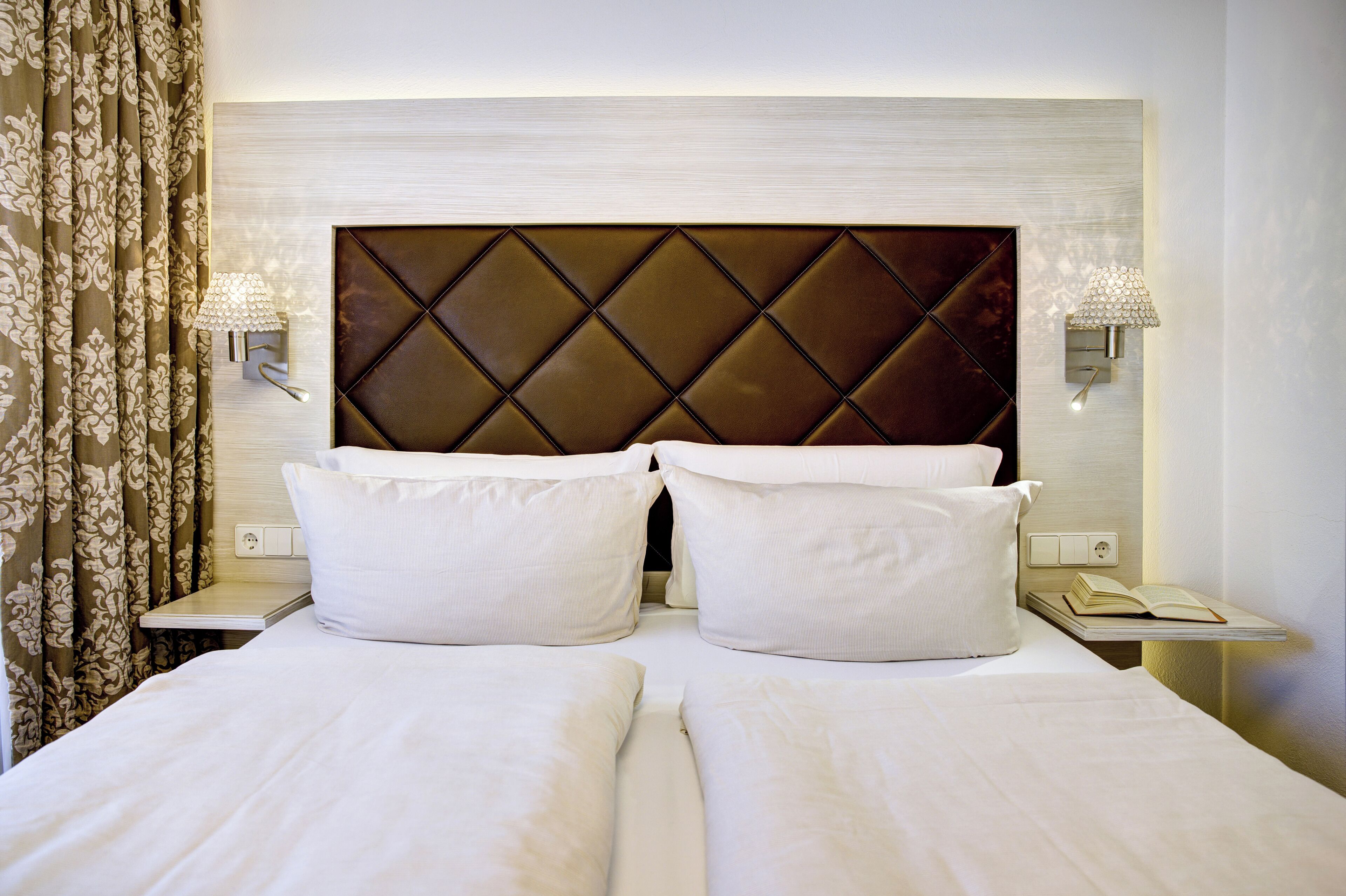 Hypo-allergenic bedding, in-room safe, desk, laptop workspace