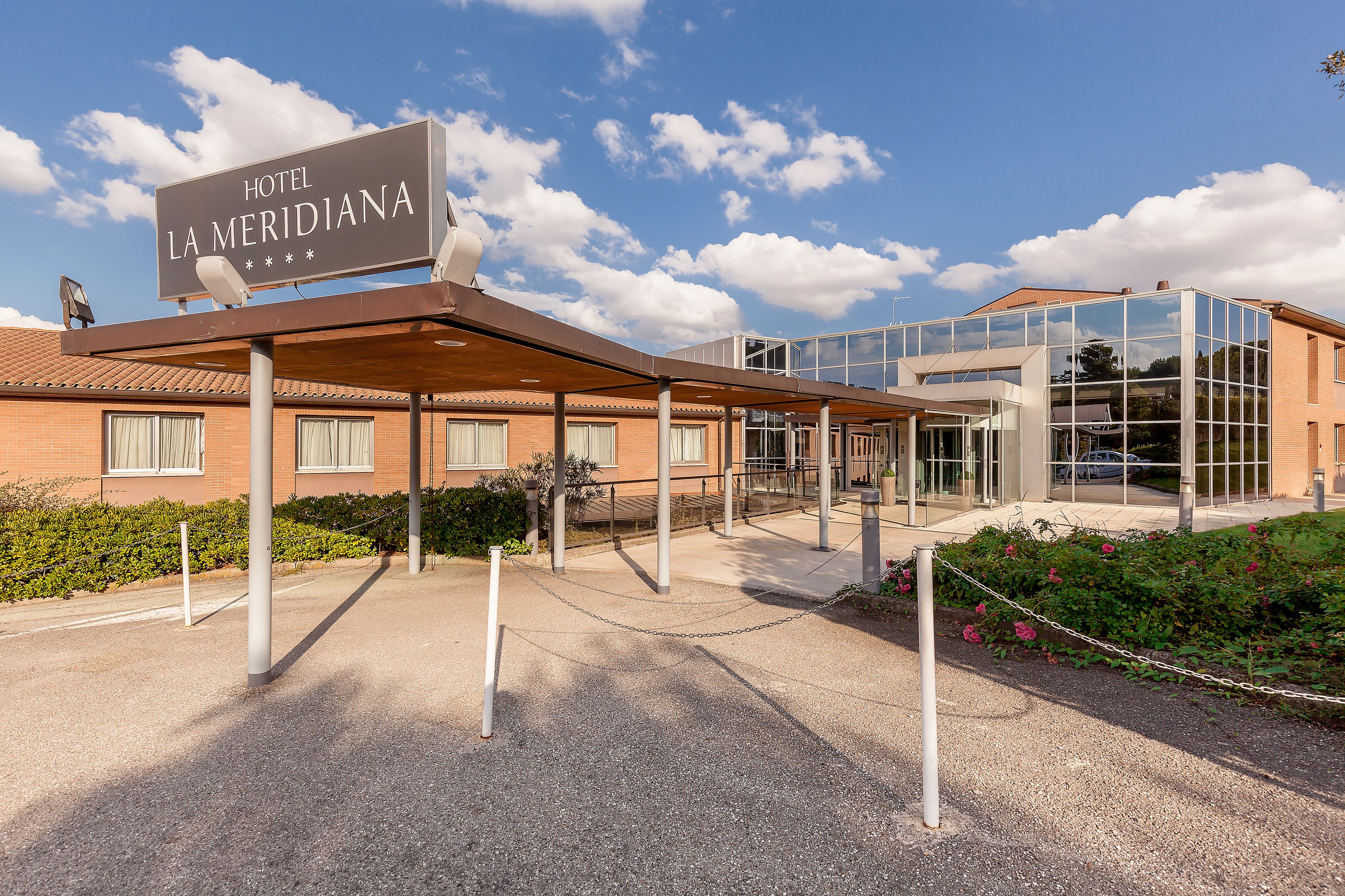 Photo - La Meridiana Bleisure Hotel