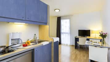 Monolocale, 1 letto matrimoniale | Cucina privata | Frigorifero, piano cottura, bollitore elettrico