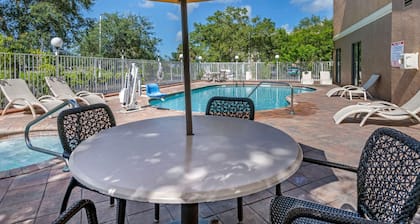 Comfort Suites Fort Pierce I-95