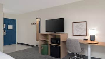 Sengetøy av topp kvalitet, safe på rommet og skrivebord