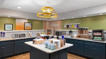 Free daily continental breakfast