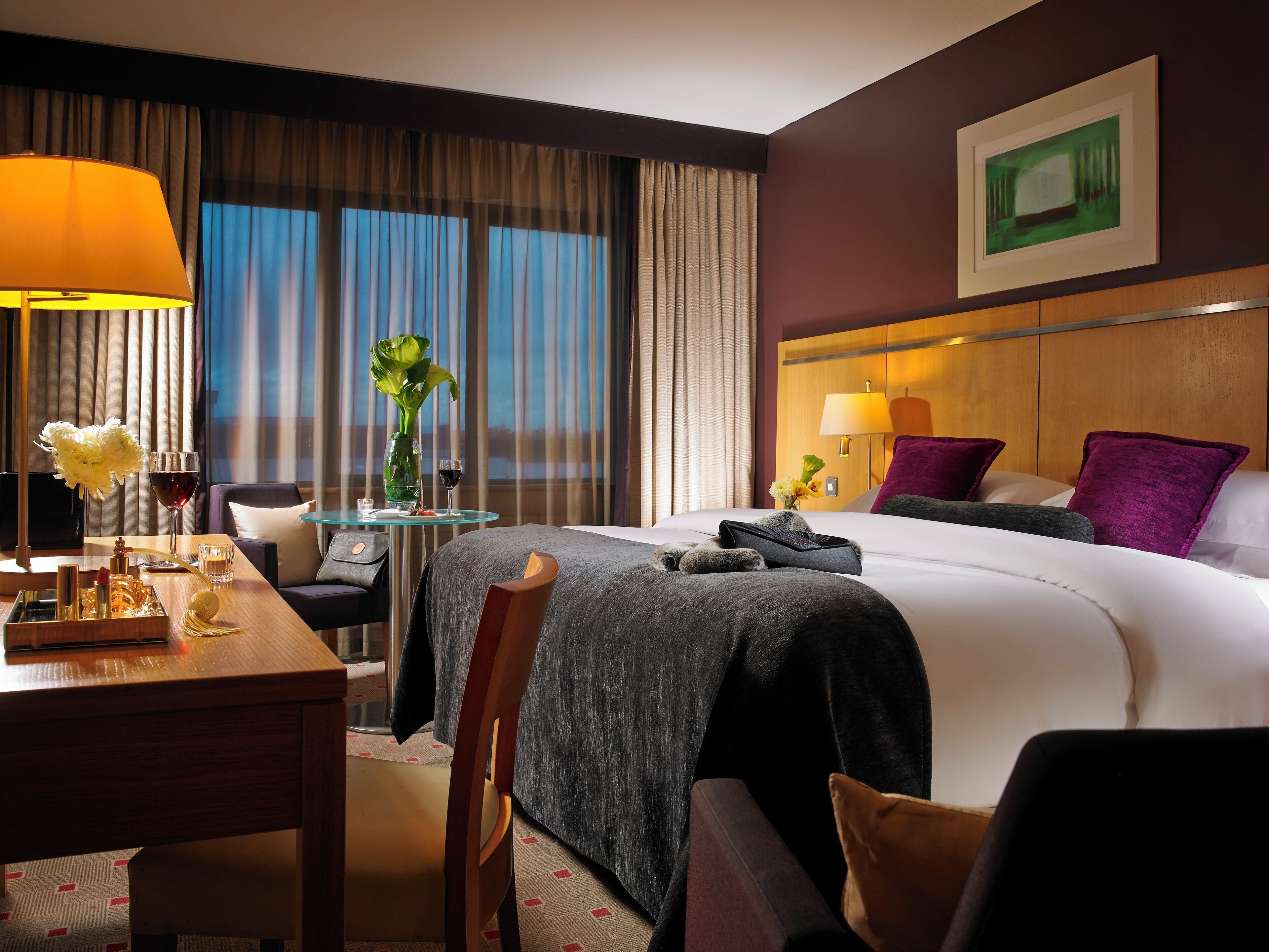 Egyptian cotton sheets, in-room safe, individually decorated