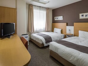 Standard Twin Room, 2 Twin Beds, Non Smoking | Desk, blackout drapes, soundproofing, free WiFi