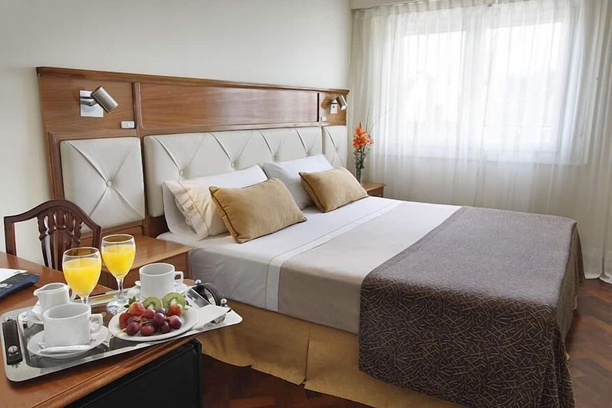 Hochwertige Bettwaren, Pillowtop-Betten, Minibar, Zimmersafe